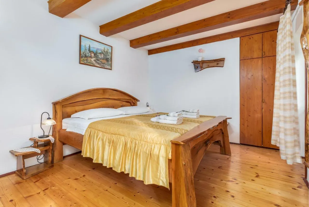 Holiday Home Ana Kanfanar Croatia